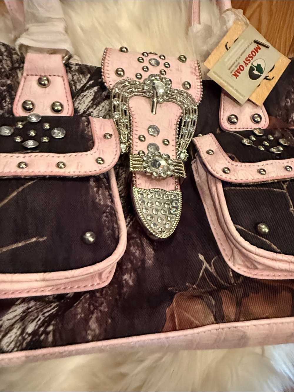 Mossy Oak Camo Satchel with Pink Trim and Stud Accents - Picture 3 of 7